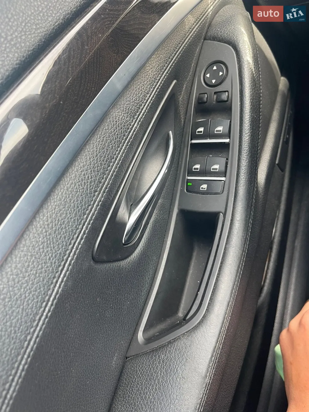 2013 BMW 5er - мініатюра 8
