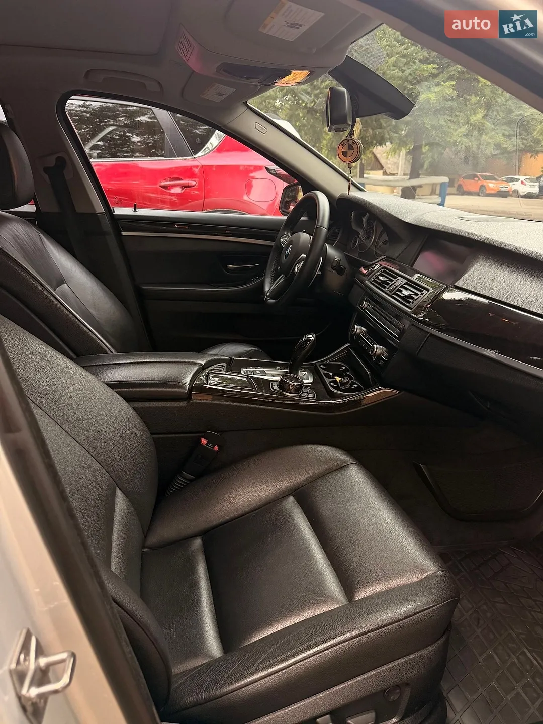 2012 BMW 5er - мініатюра 6