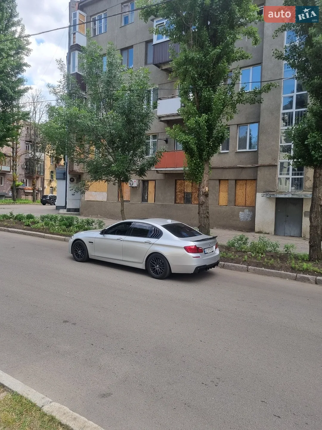 2012 BMW 5er - мініатюра 2
