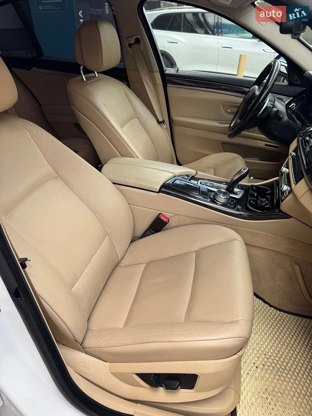 2012 BMW 5er - мініатюра 6