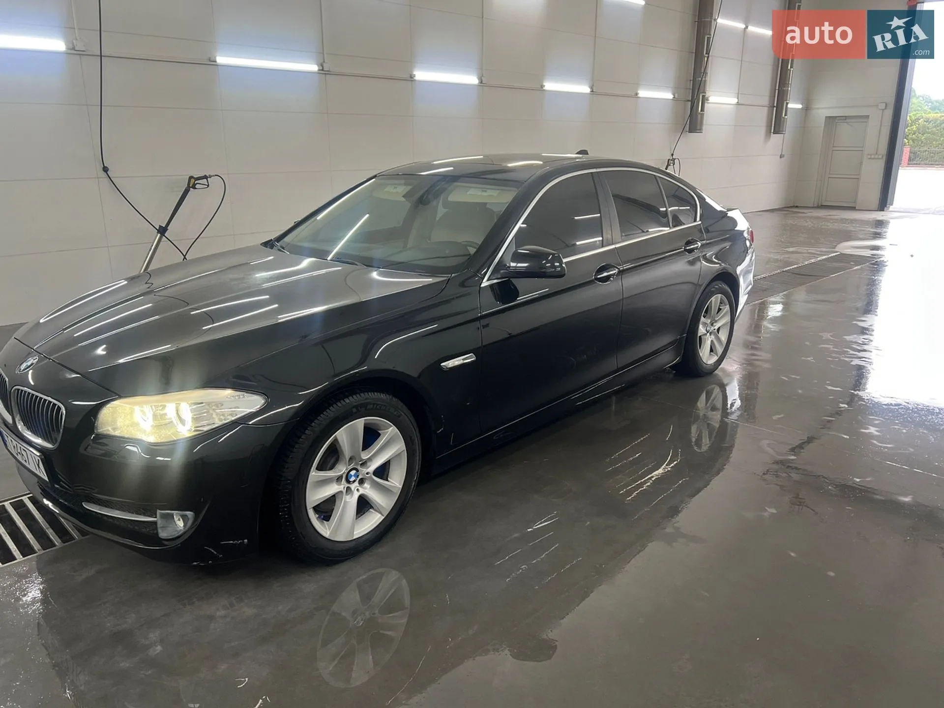 2013 BMW 5er - мініатюра 2