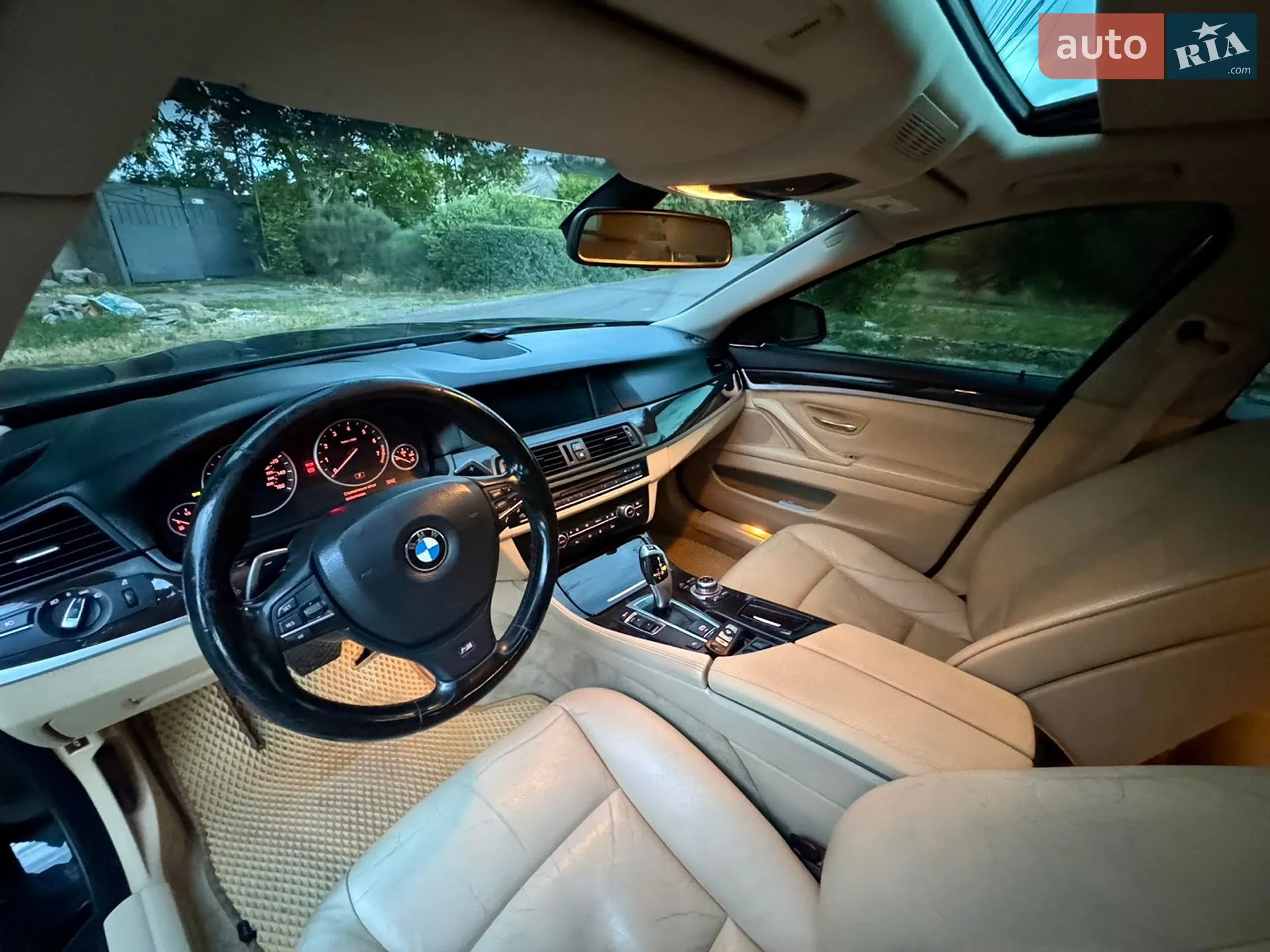 2012 BMW 5er - мініатюра 11