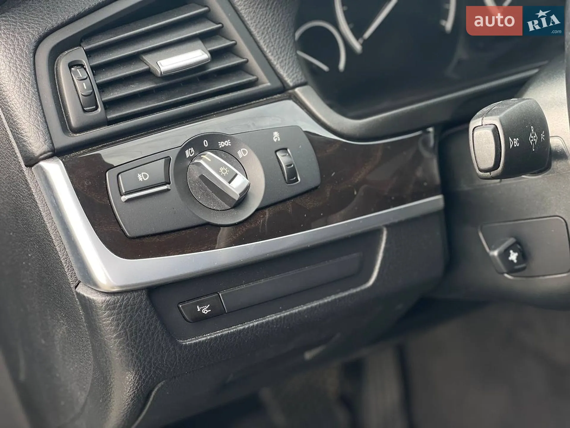 2013 BMW 5er - мініатюра 9