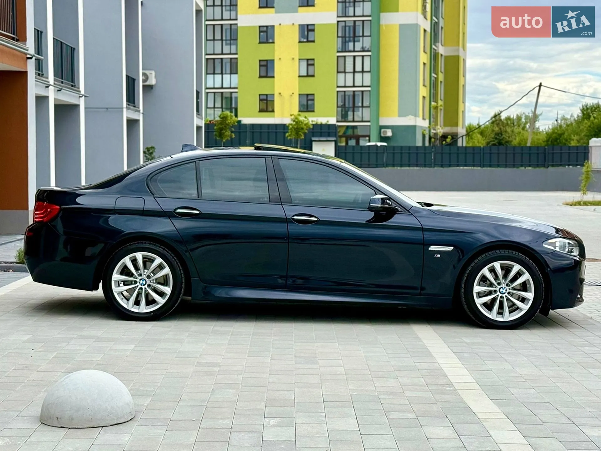 2016 BMW 5er - мініатюра 11