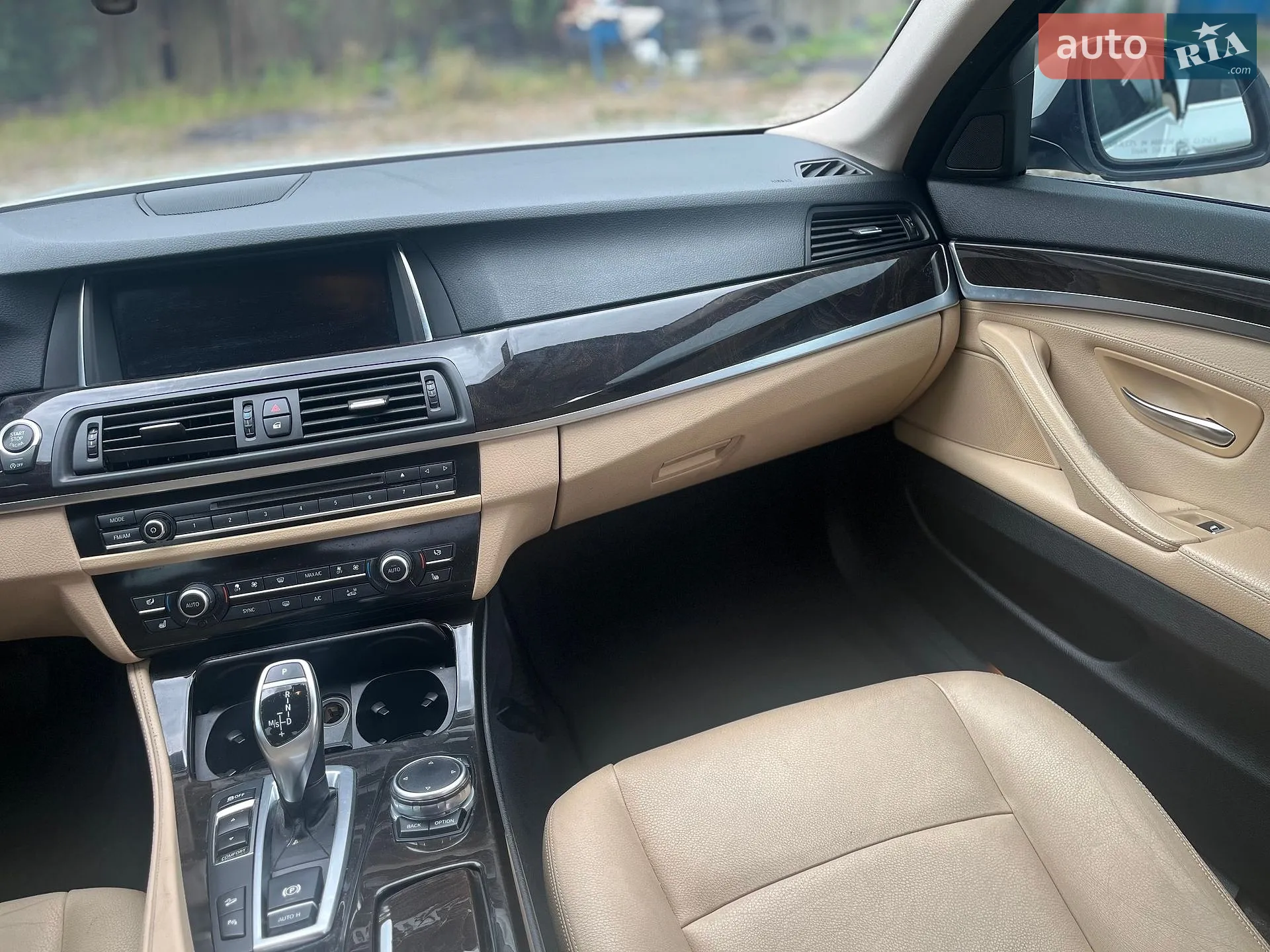 2016 BMW 5er - мініатюра 12