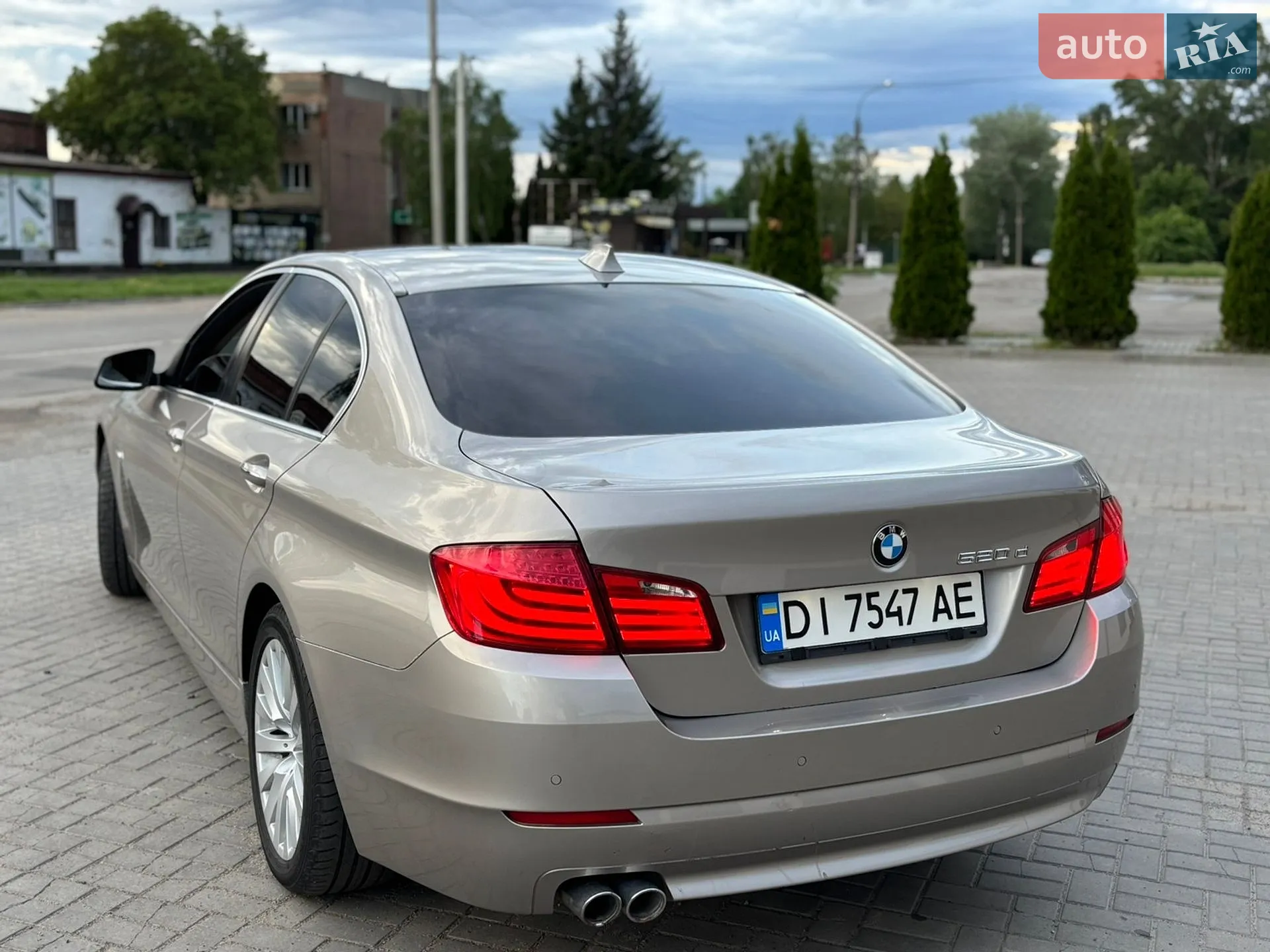 2011 BMW 5er - мініатюра 9