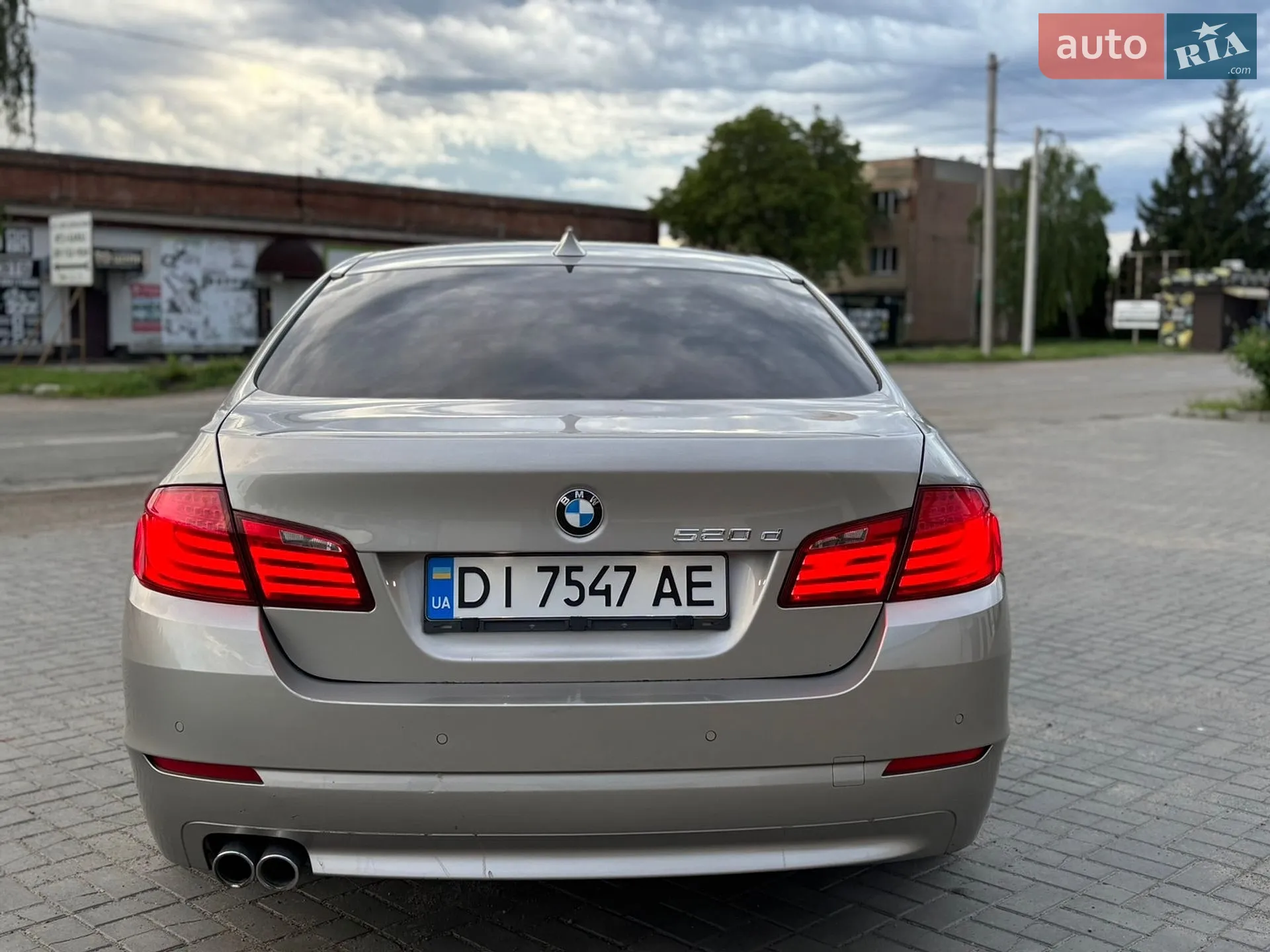 2011 BMW 5er - мініатюра 10