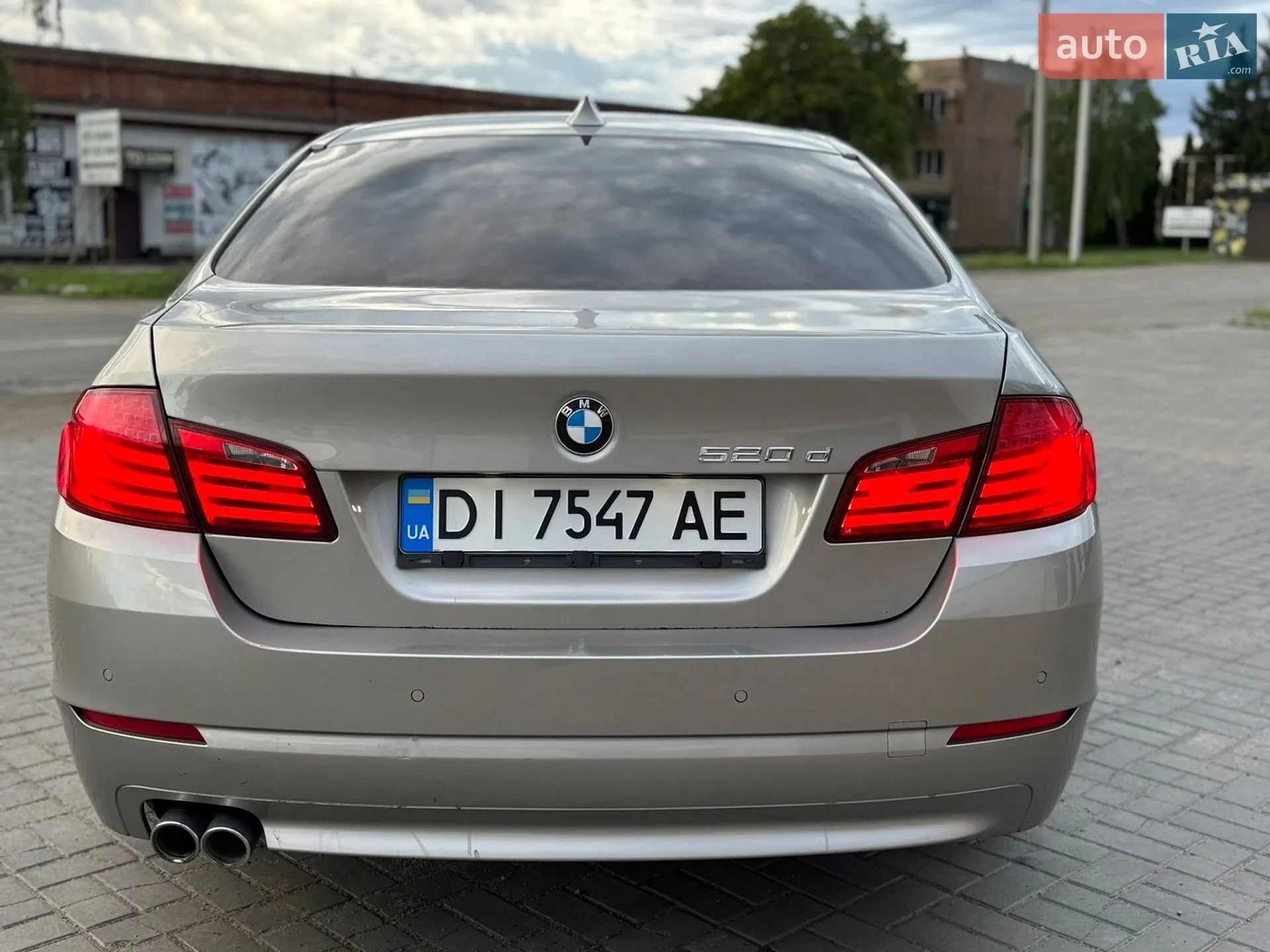 2011 BMW 5er - мініатюра 11