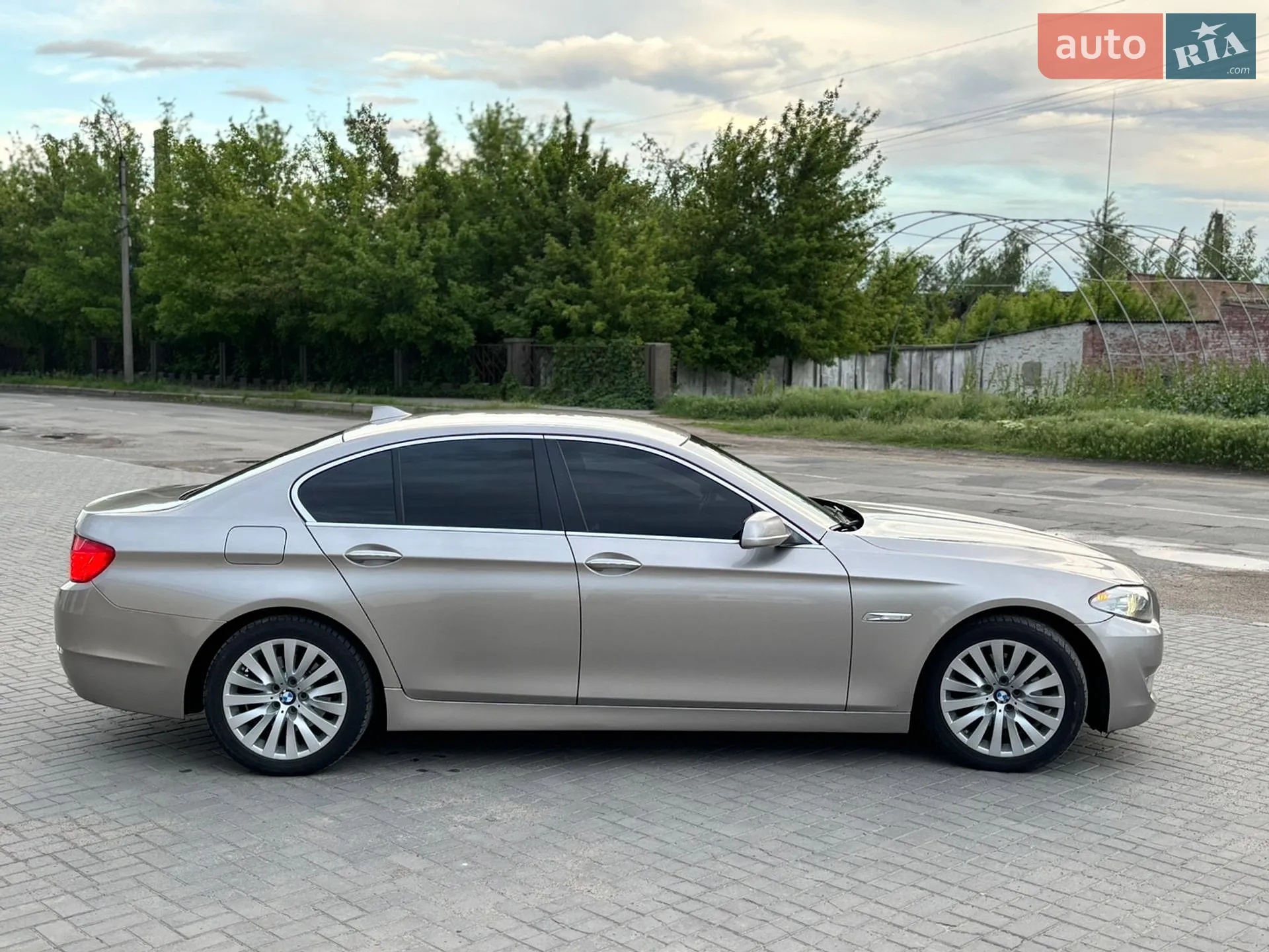 2011 BMW 5er - мініатюра 16