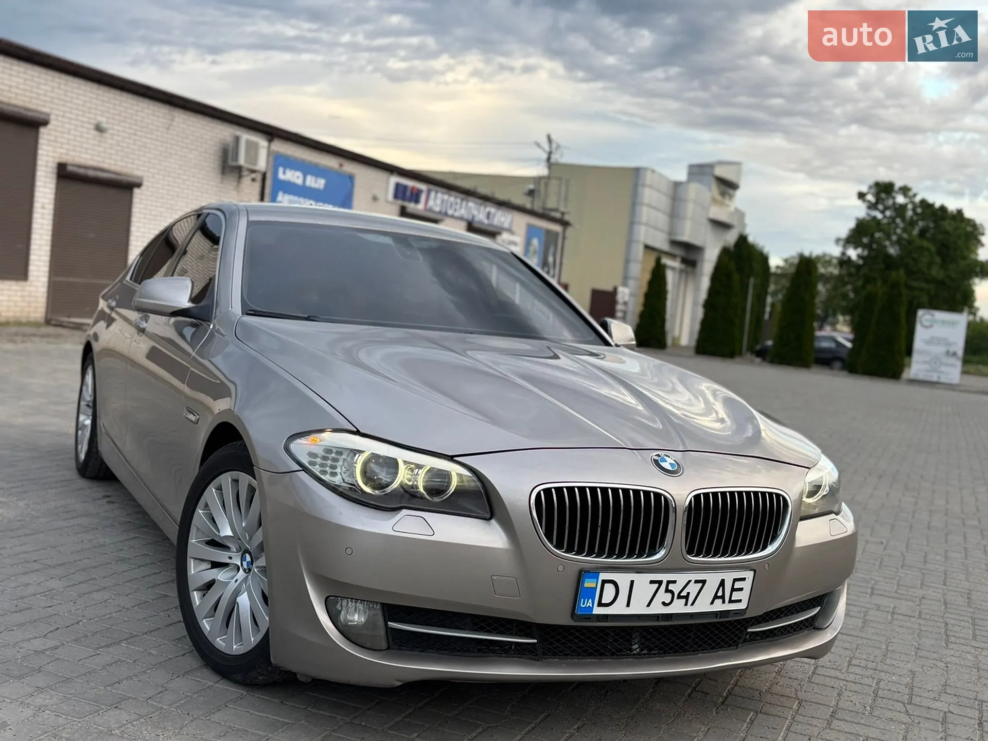 2011 BMW 5er - мініатюра 19