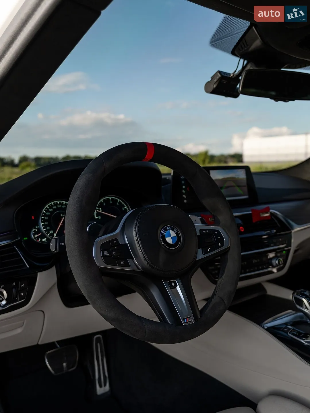 2017 BMW 5er - мініатюра 15