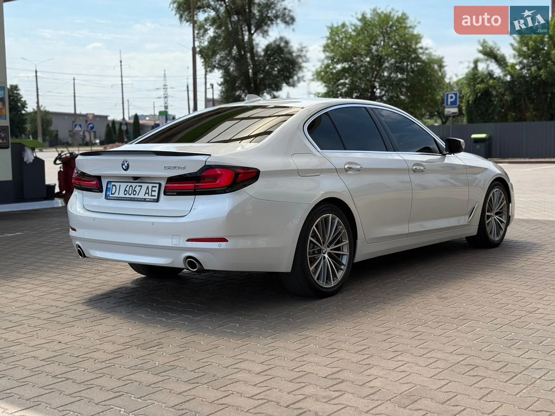 2017 BMW 5er - мініатюра 5