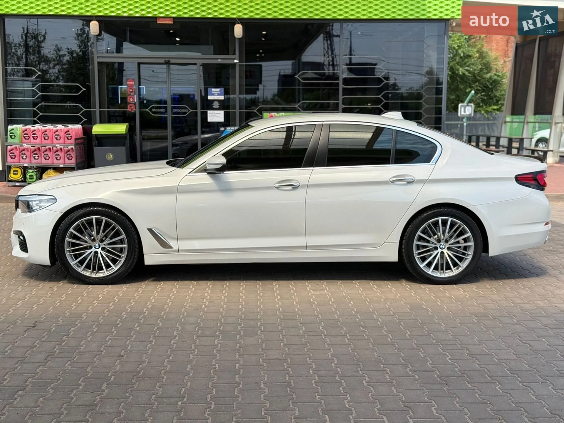 2017 BMW 5er - мініатюра 8