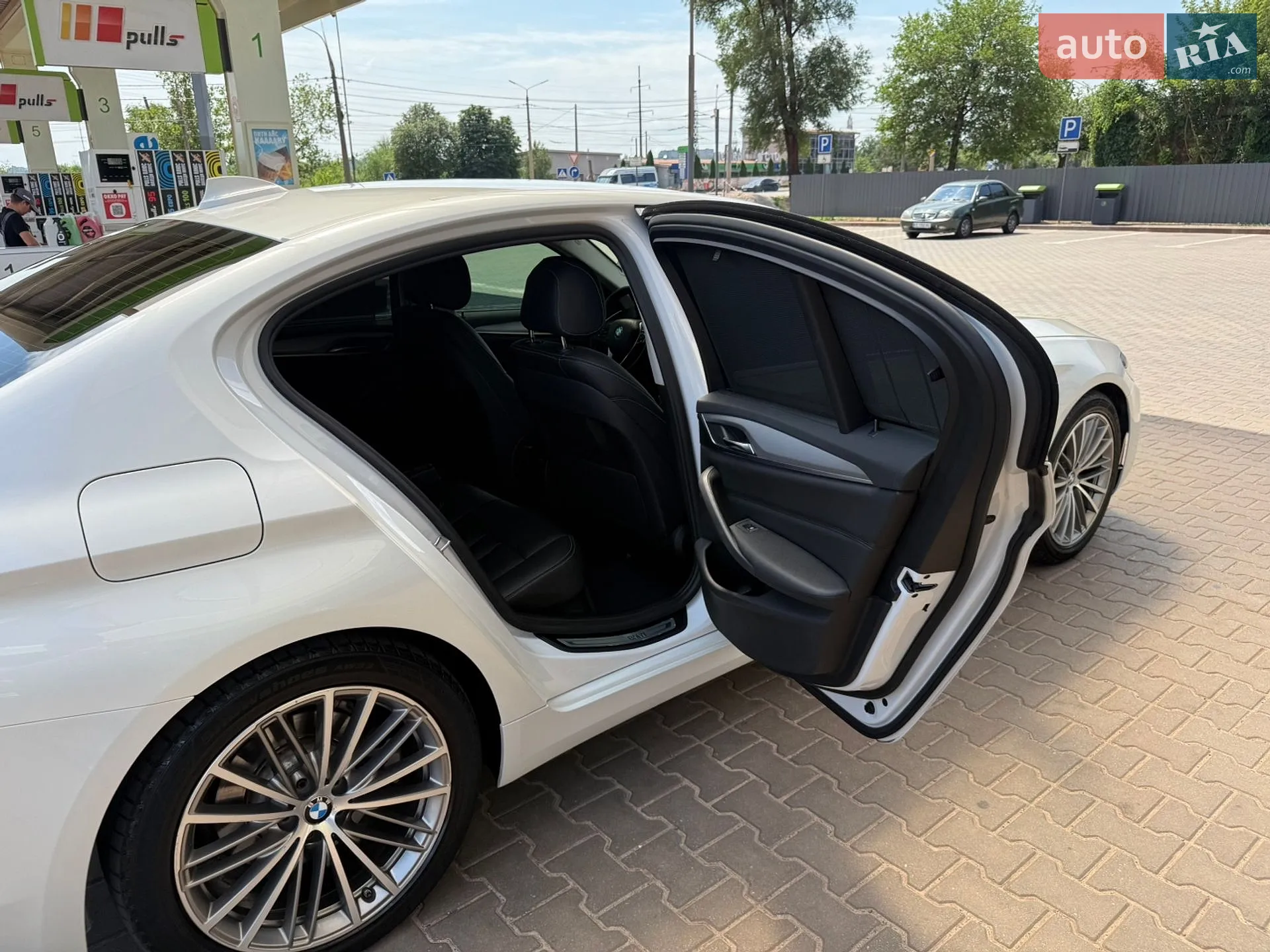 2017 BMW 5er - мініатюра 19