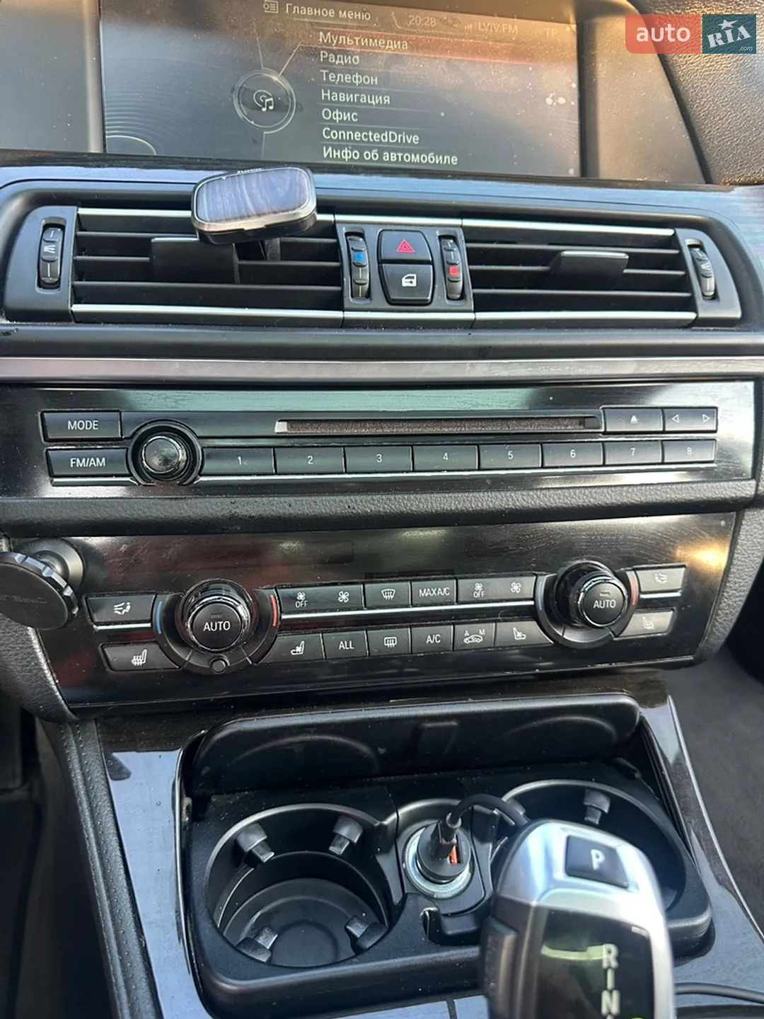 2012 BMW 5er - мініатюра 3
