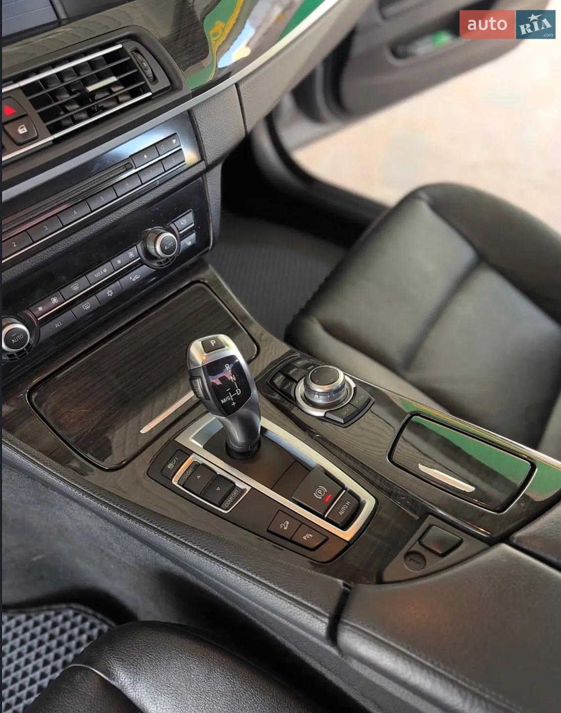 2011 BMW 5er - мініатюра 10