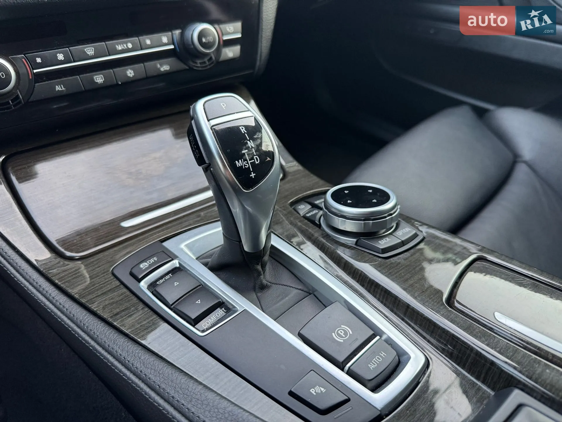 2012 BMW 5er - мініатюра 40