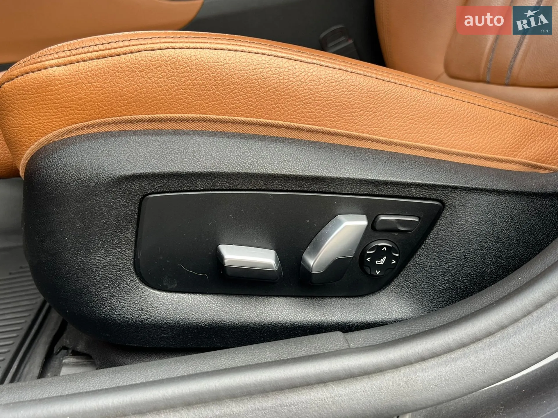 2018 BMW 5er - мініатюра 19