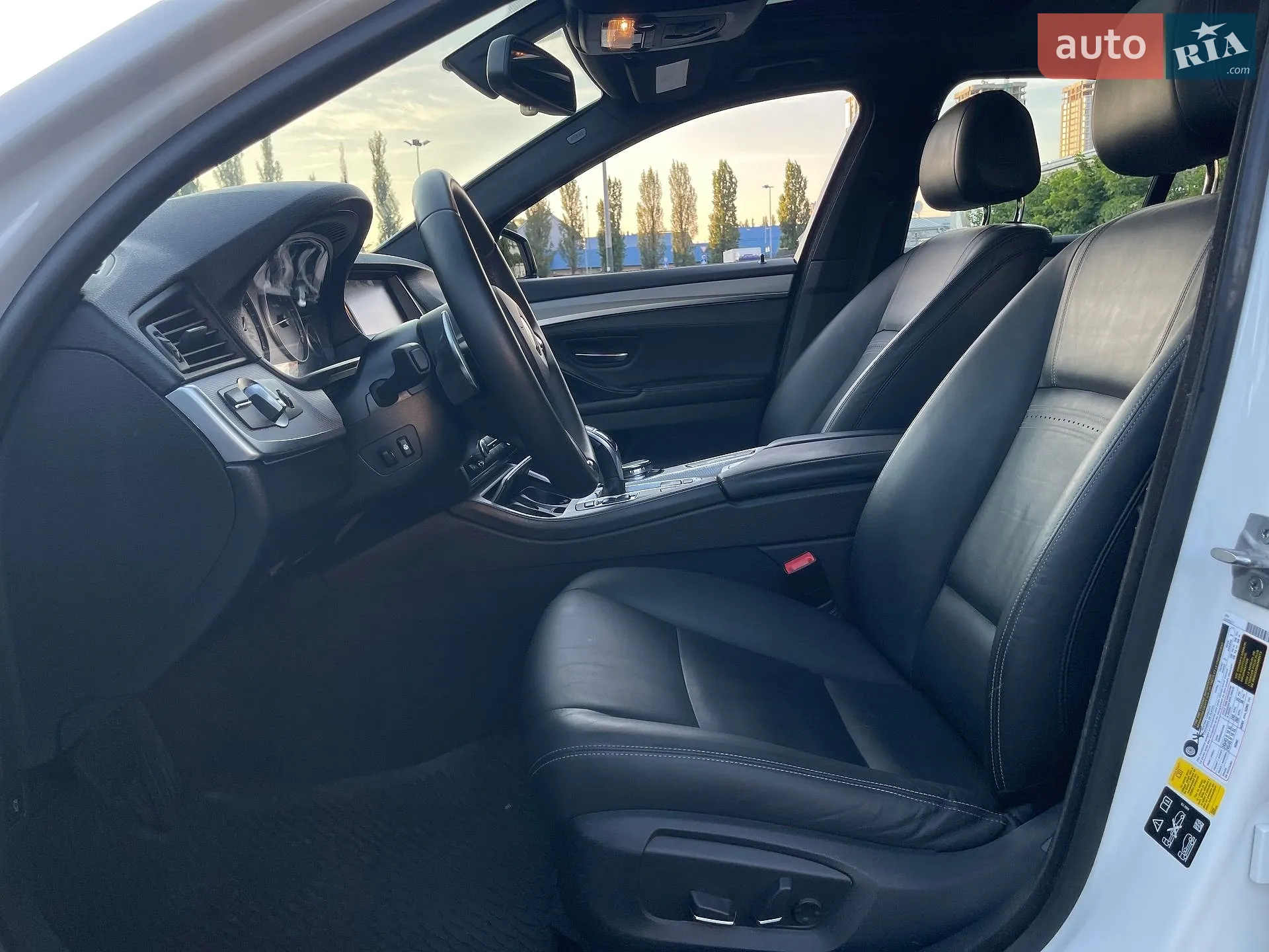 2016 BMW 5er - мініатюра 21
