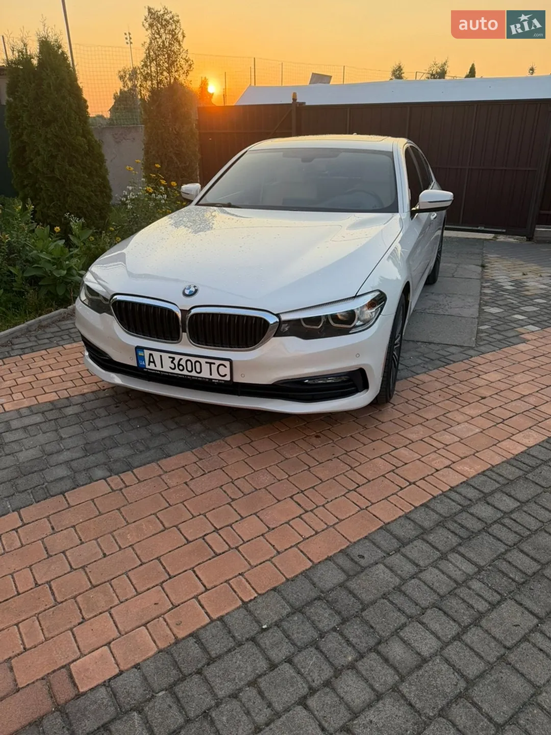 2017 BMW 5er - мініатюра 2