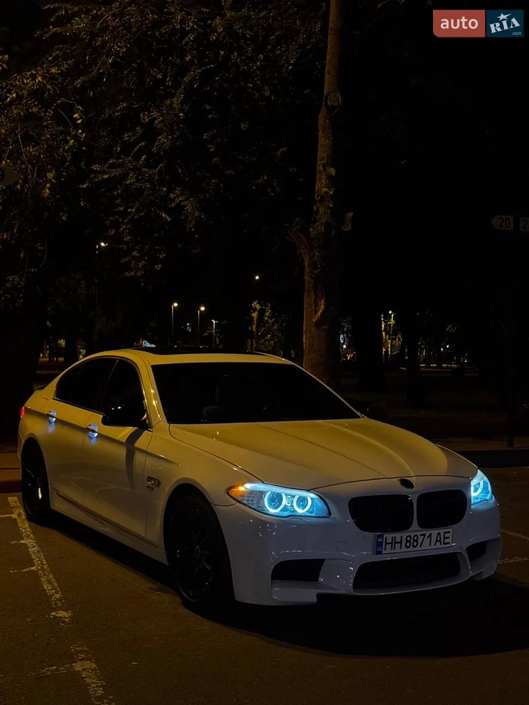 2010 BMW 5er - мініатюра 11