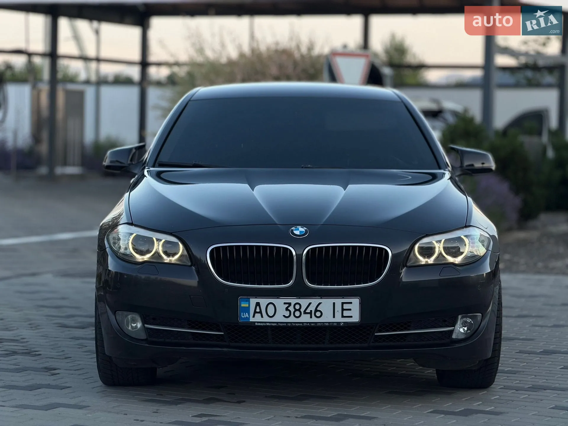 2012 BMW 5er - мініатюра 2