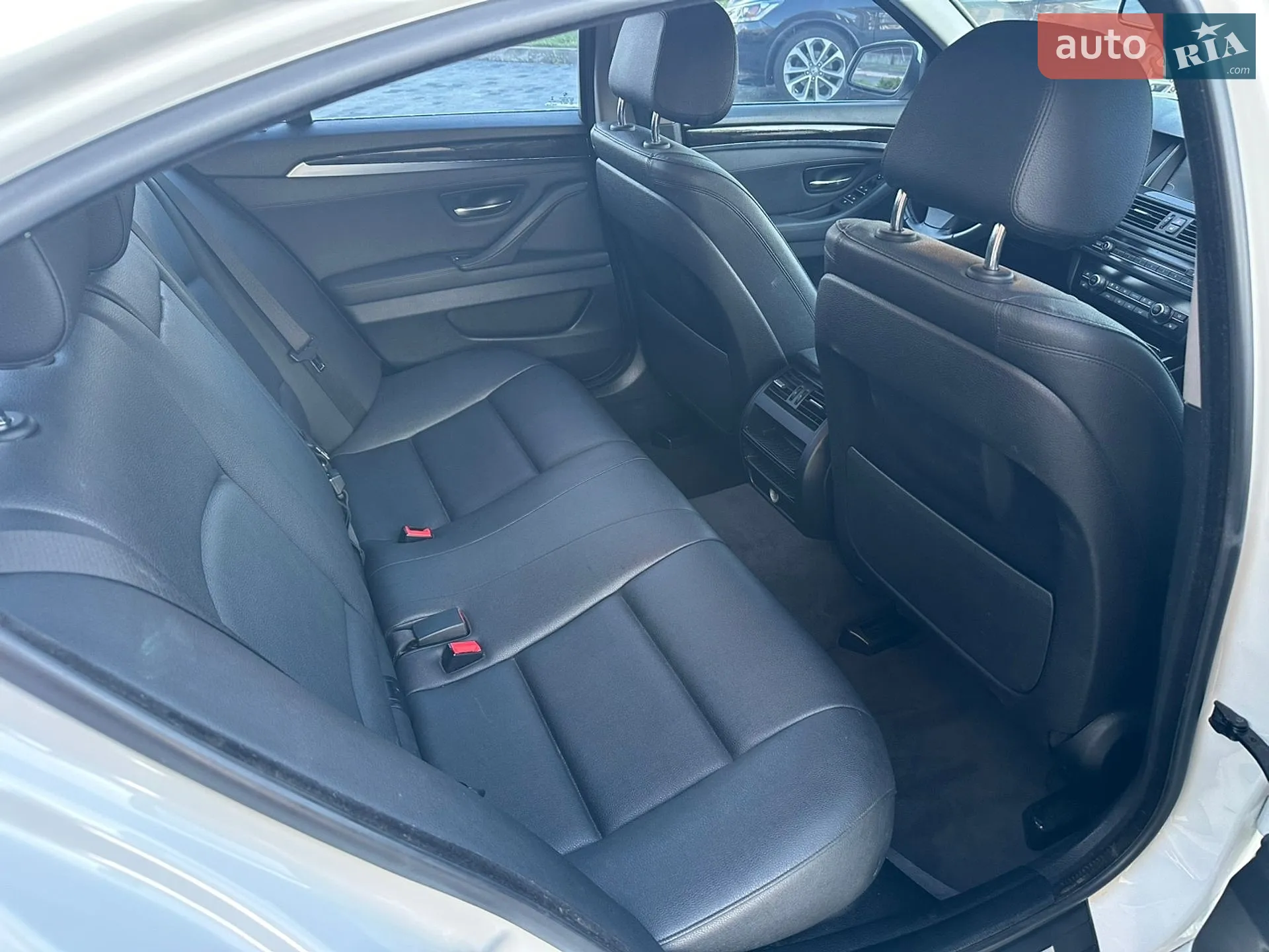 2016 BMW 5er - мініатюра 26