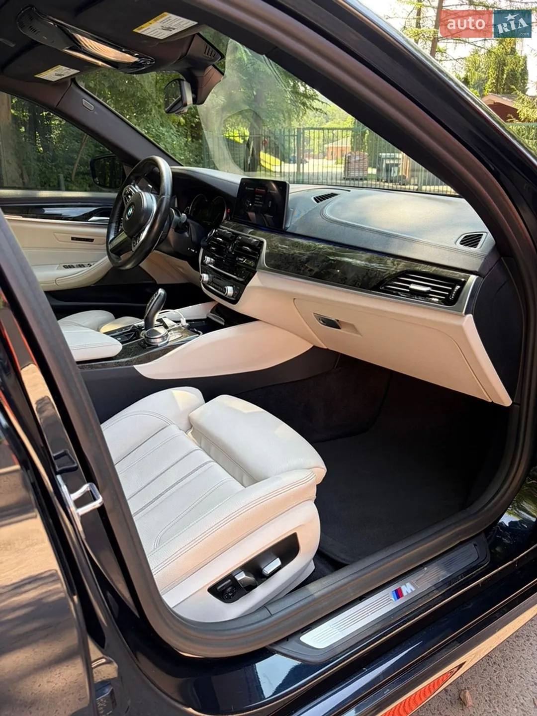 2017 BMW 5er - мініатюра 33
