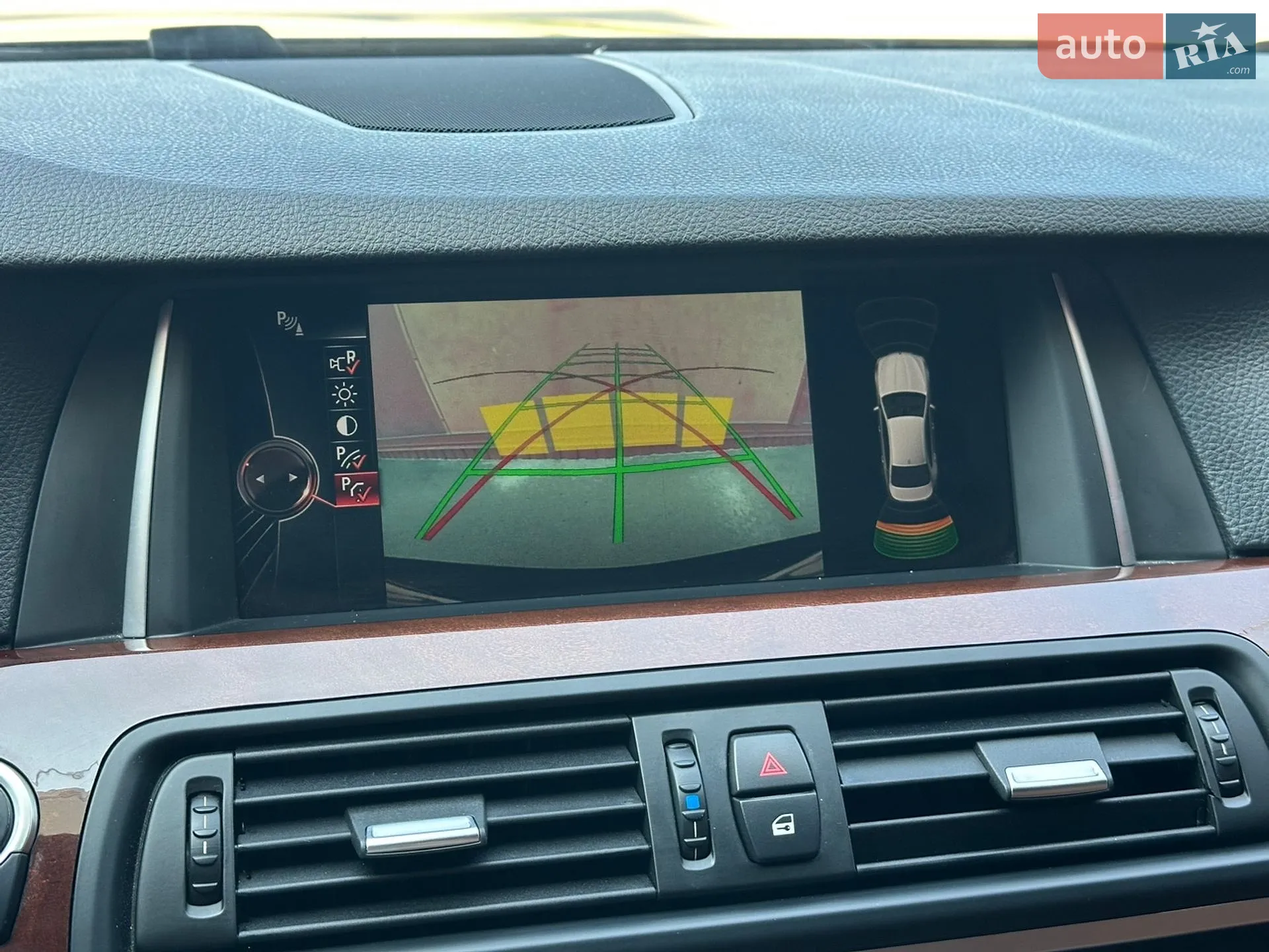 2014 BMW 5er - мініатюра 38