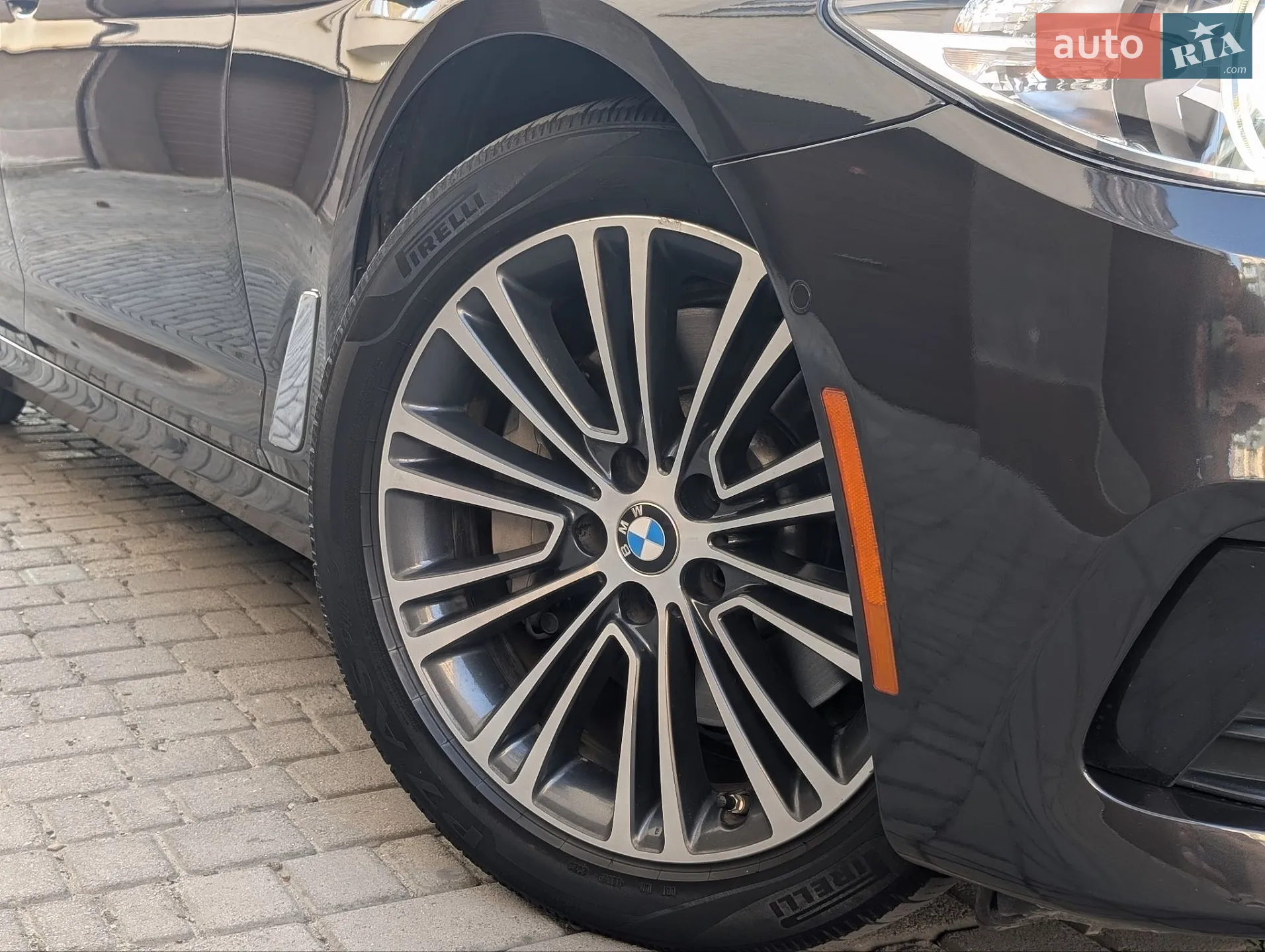 BMW 5 Series 2017 VIN WBAJA5C35HG894016 фото оголошення 13 з 86