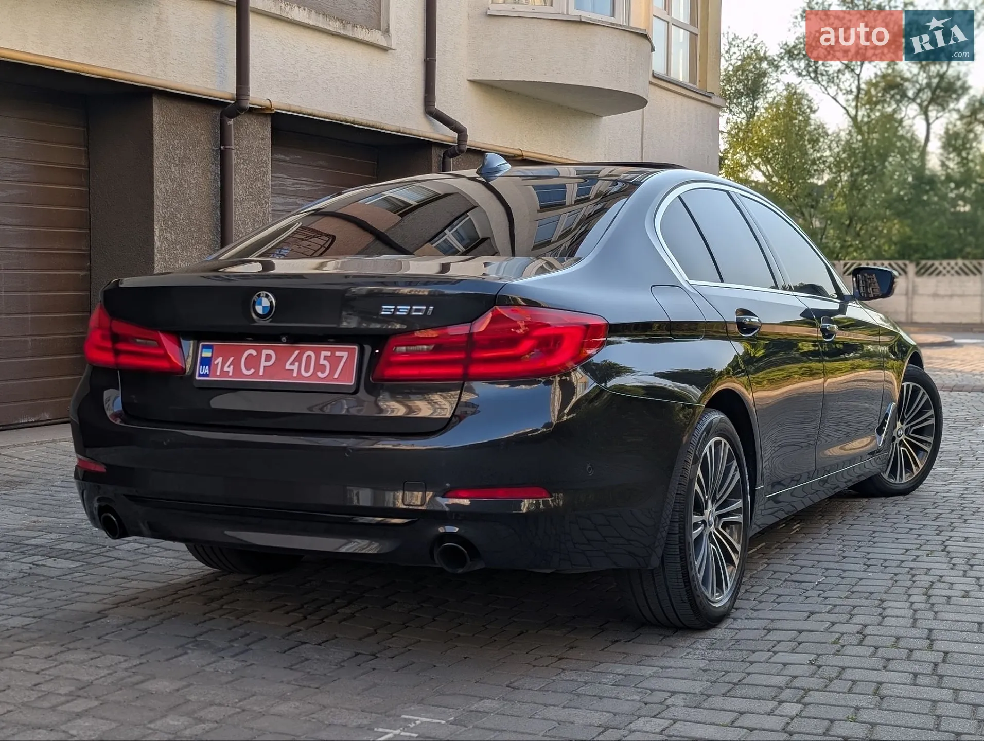 BMW 5 Series 2017 VIN WBAJA5C35HG894016 фото оголошення 23 з 86