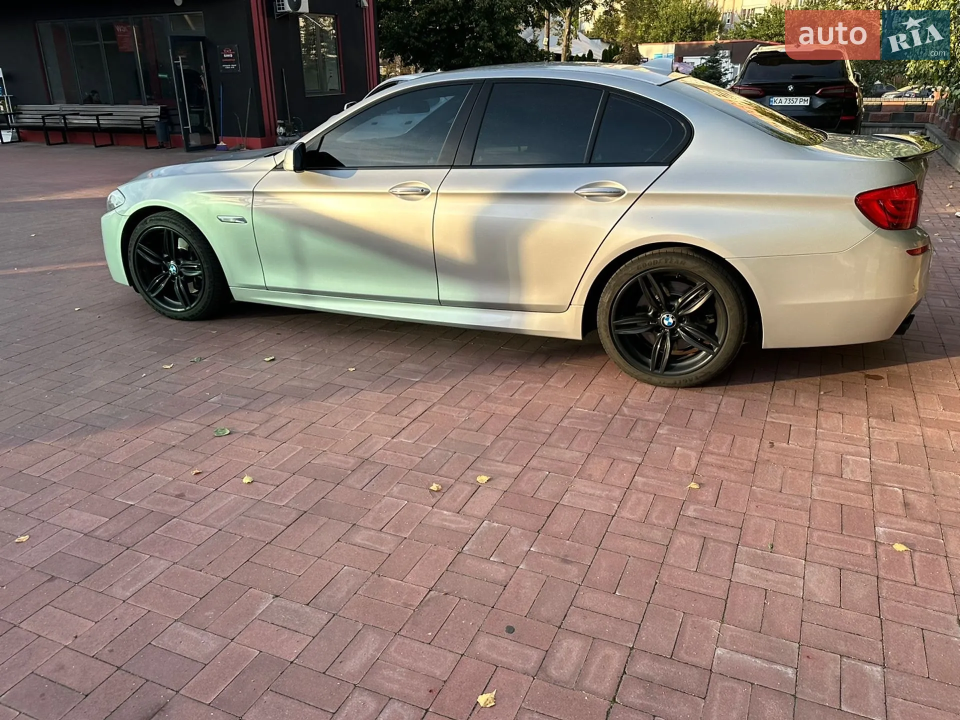 2011 BMW 5er - мініатюра 11