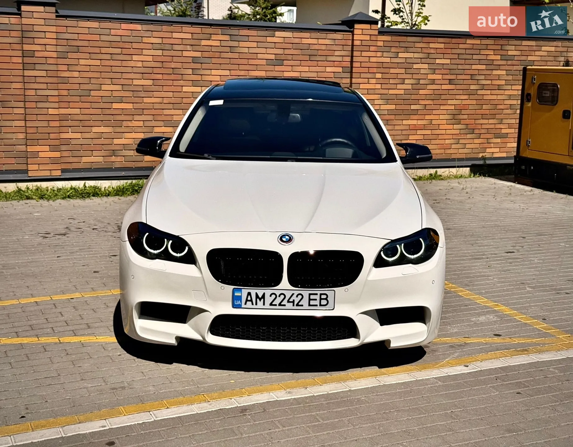 2014 BMW 5er - мініатюра 2