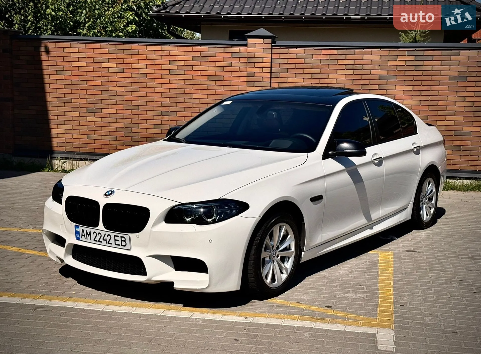 2014 BMW 5er - мініатюра 4