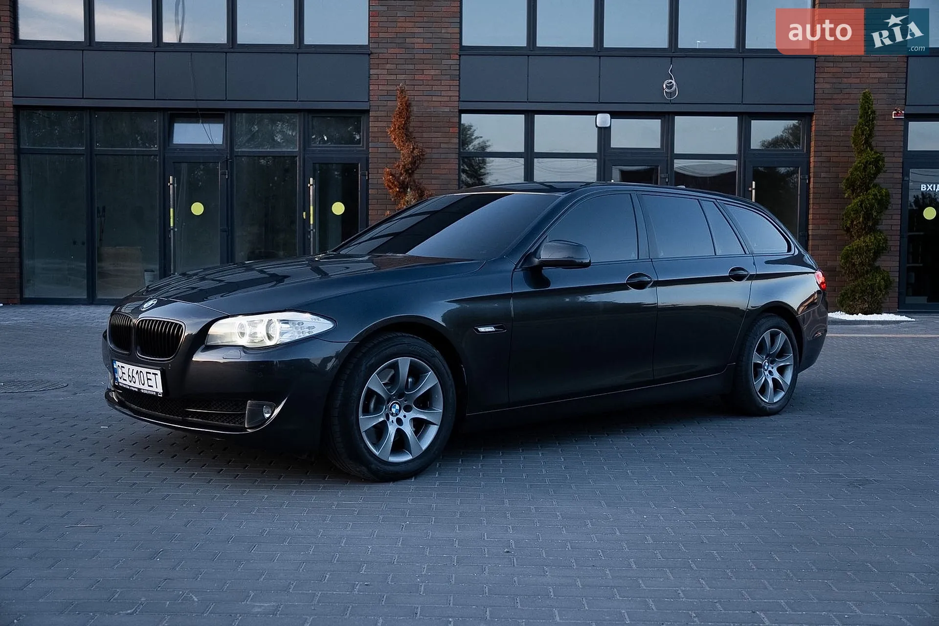 2010 BMW 5er - мініатюра 6