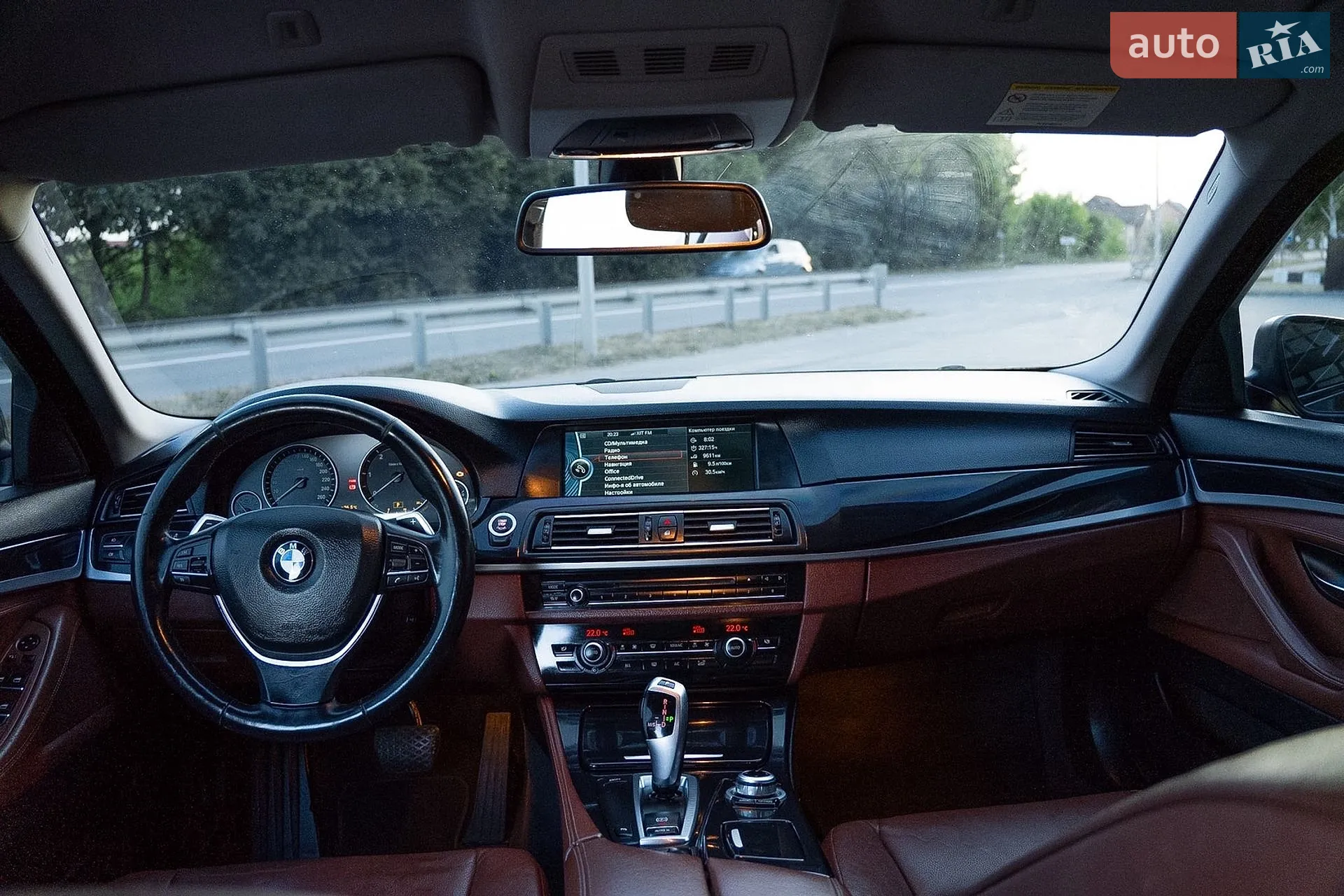2010 BMW 5er - мініатюра 18