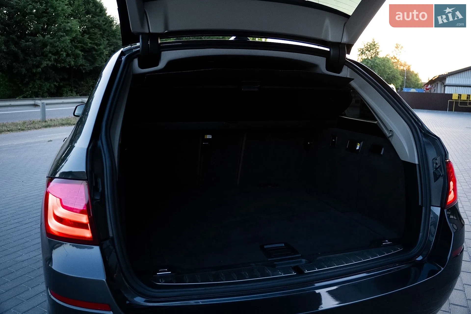 2010 BMW 5er - мініатюра 25