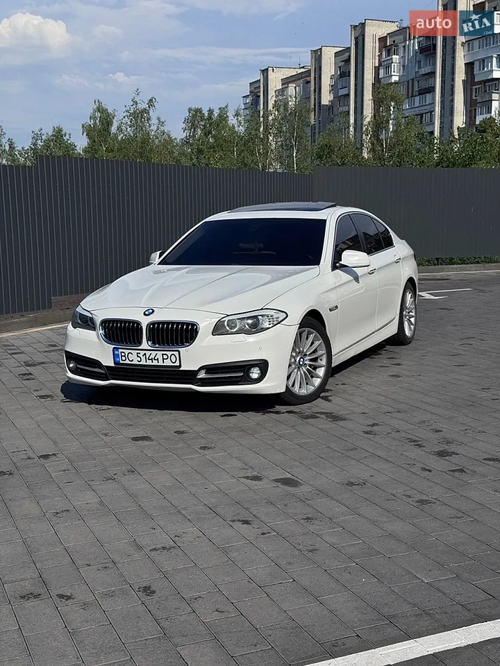 2011 BMW 5er - мініатюра 21