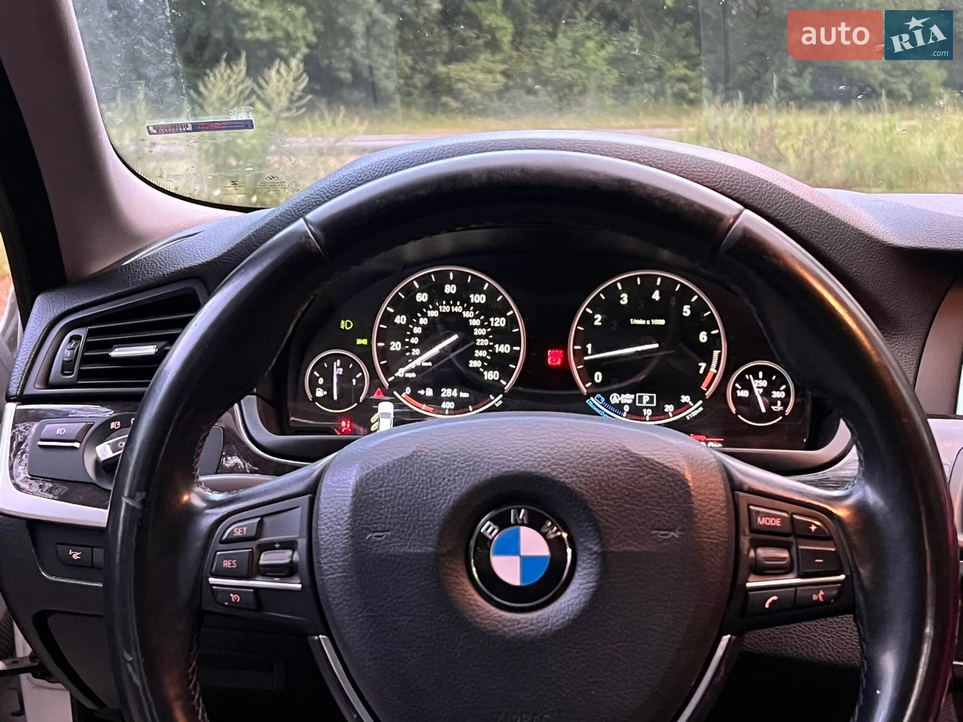2015 BMW 5er - мініатюра 18