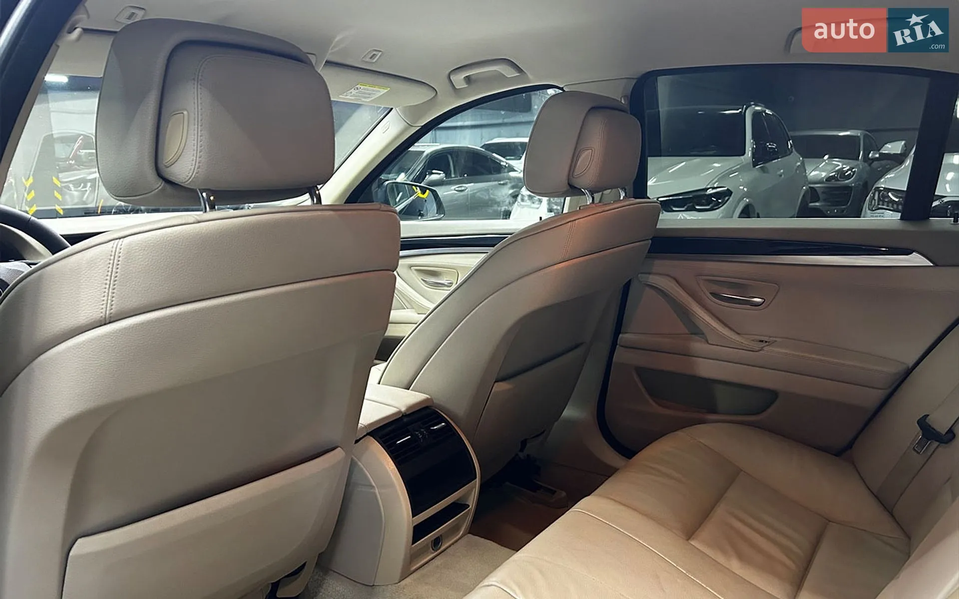 2011 BMW 5er - мініатюра 23