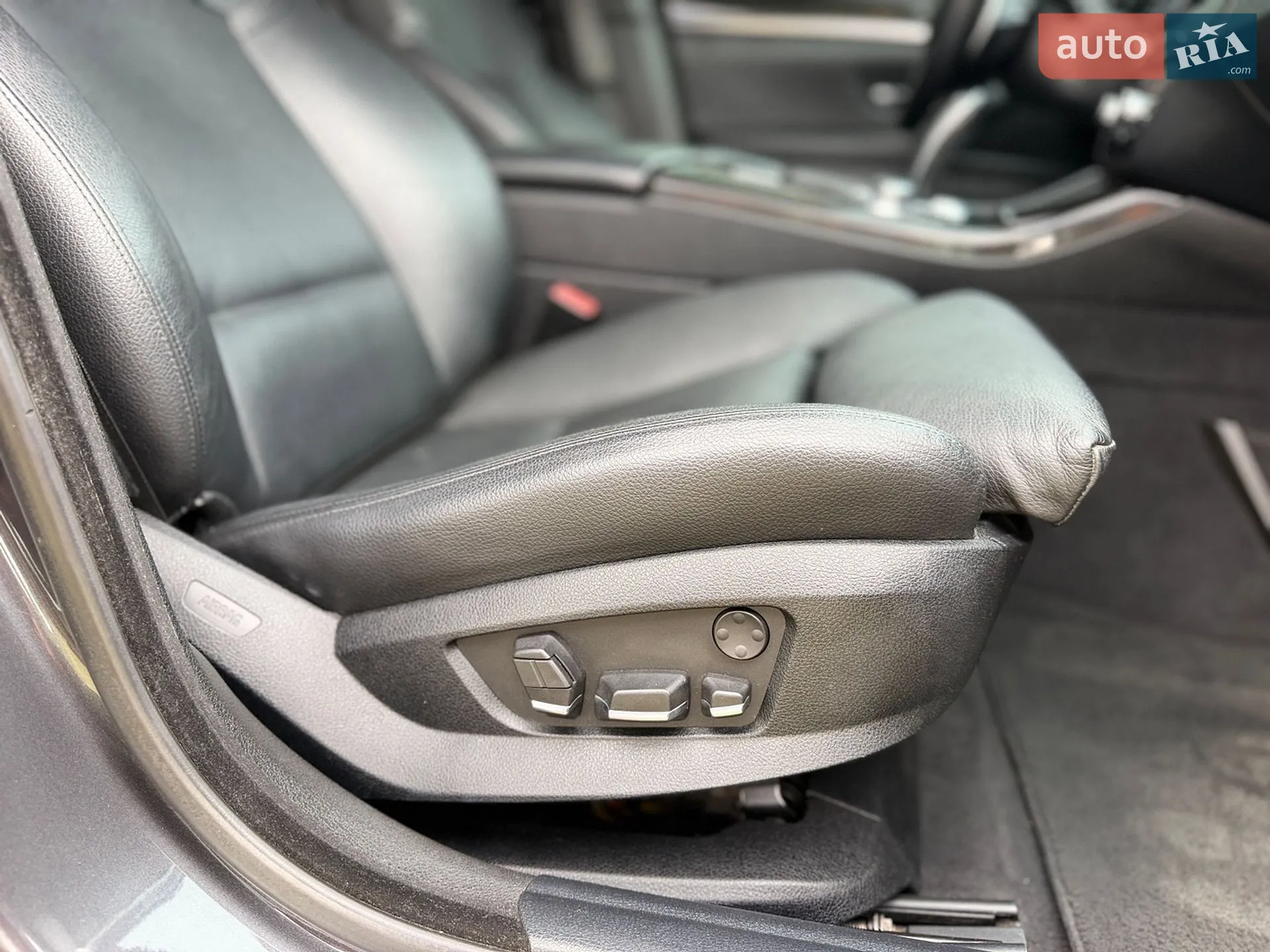 2010 BMW 5er - мініатюра 14