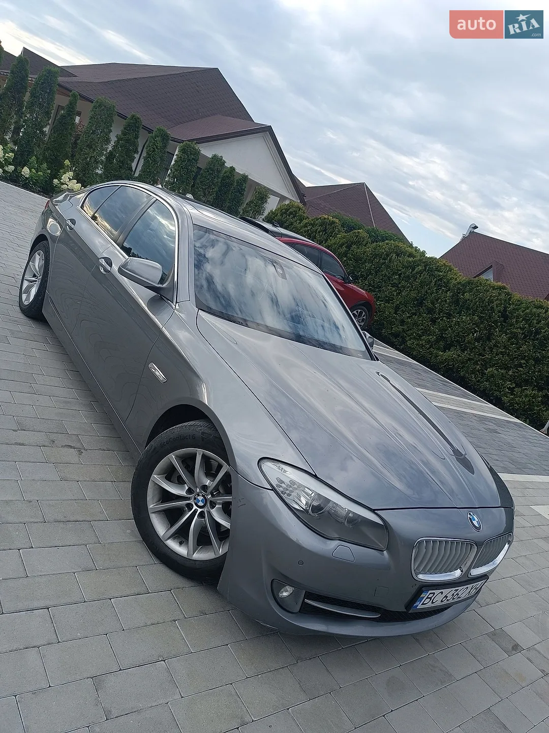 2011 BMW 5er - мініатюра 2