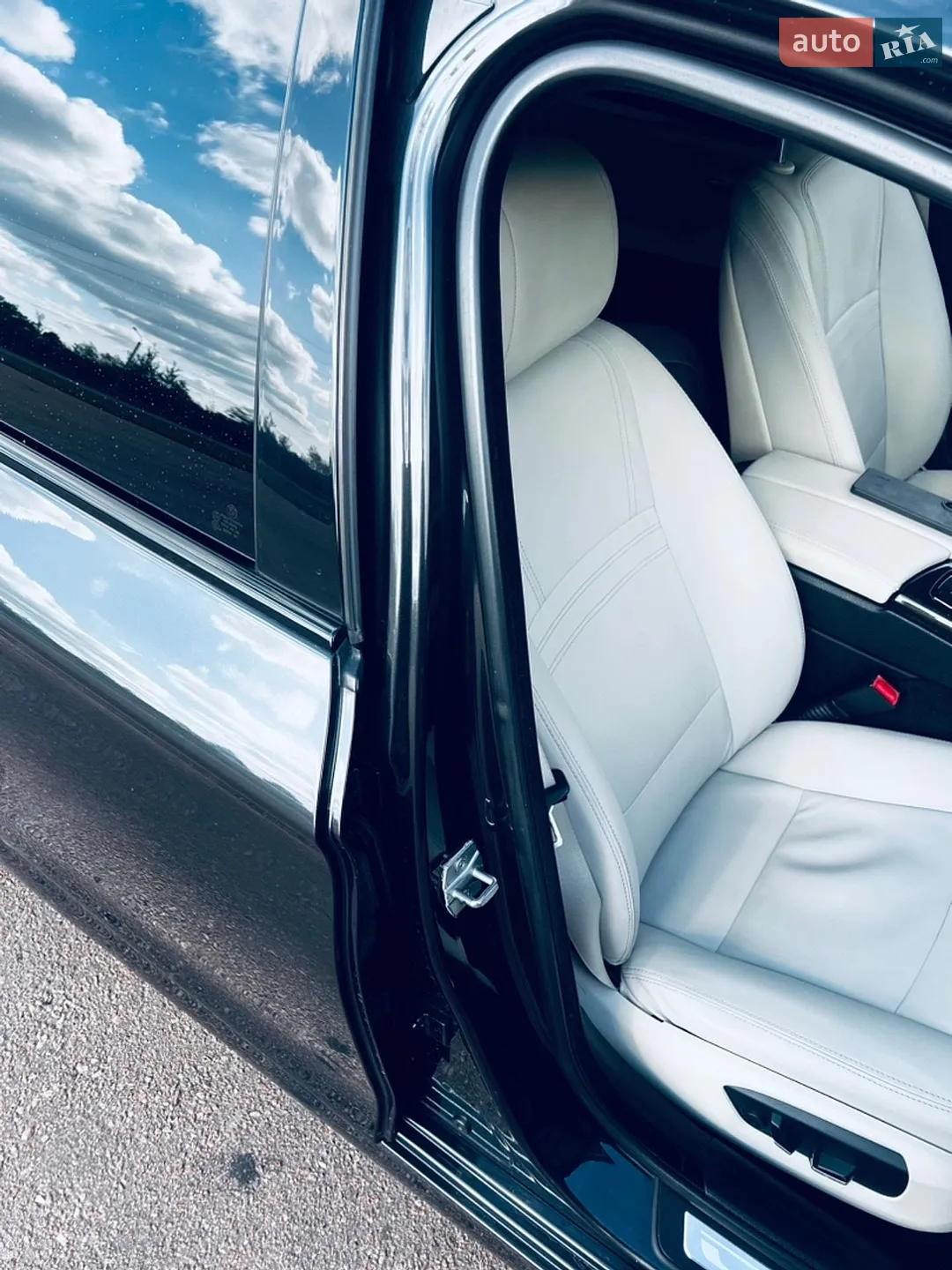 2013 BMW 5er - мініатюра 18
