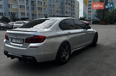 Седан BMW 5 Series 2014 в Вишневом