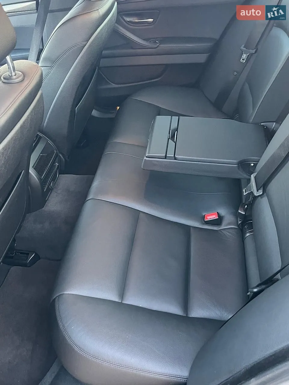 2016 BMW 5er - мініатюра 13