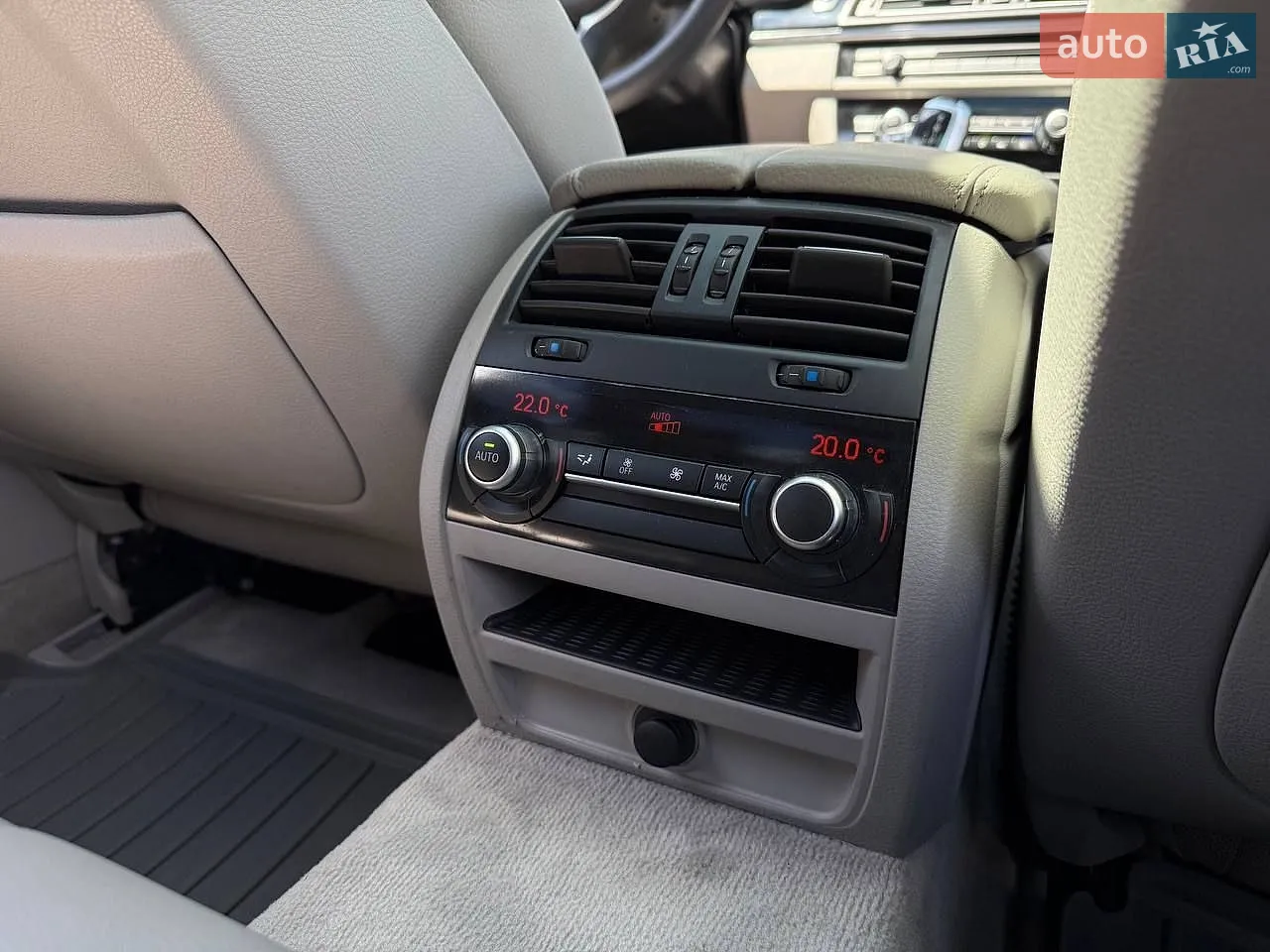 2012 BMW 5er - мініатюра 26