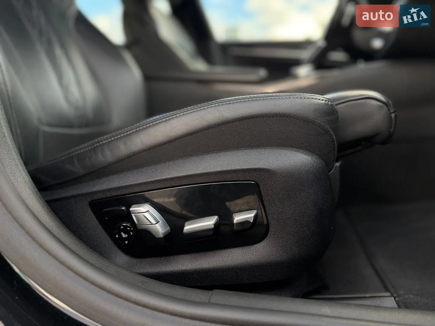 2017 BMW 5er - мініатюра 24
