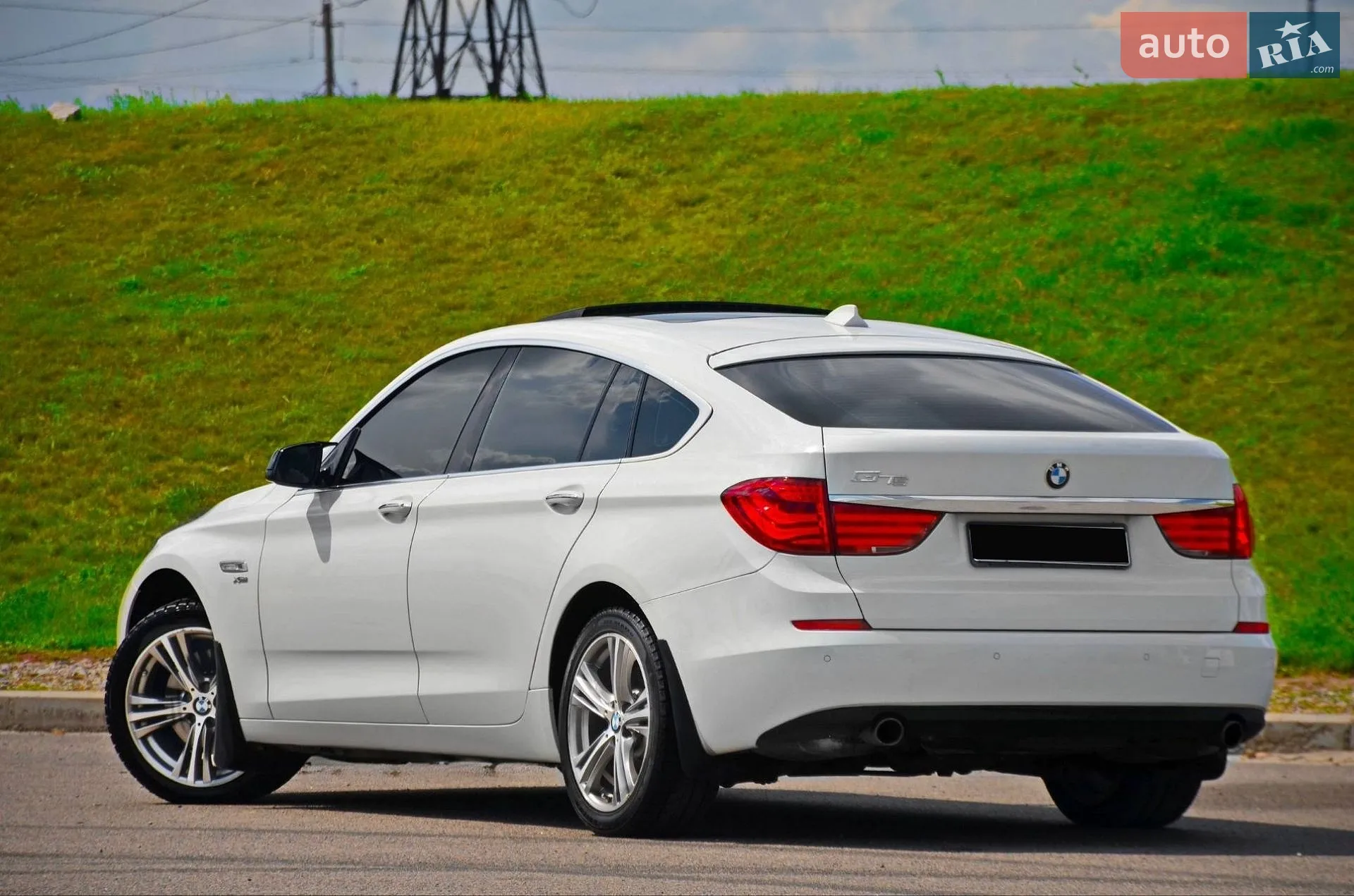 BMW 5 Series 2017 VIN WBAJE7C36HG890315 фото оголошення 7 з 20