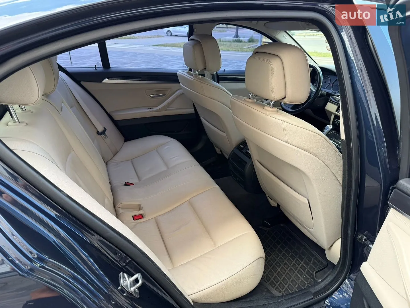 2012 BMW 5er - мініатюра 22