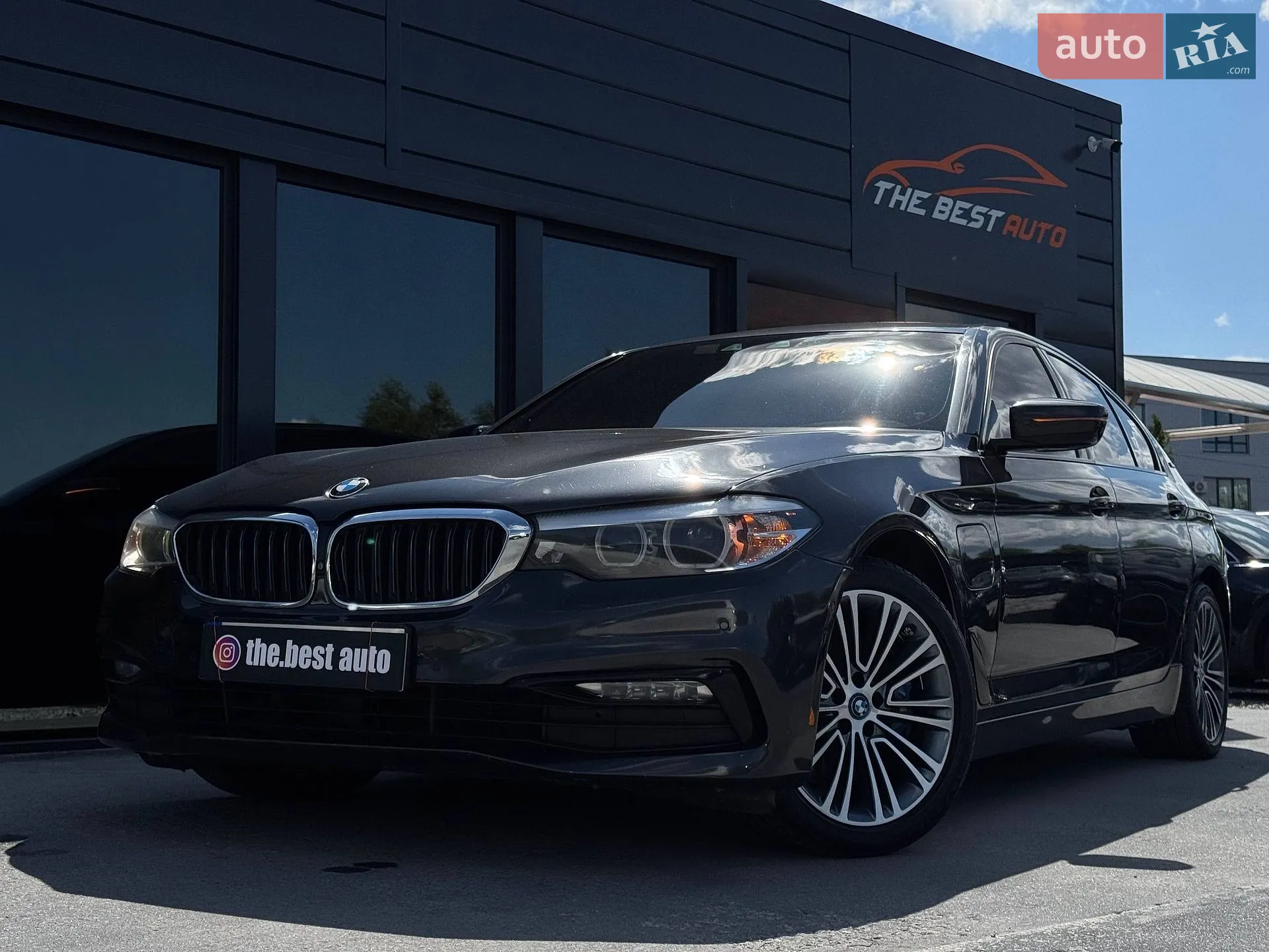 2017 BMW 5er - фото 1